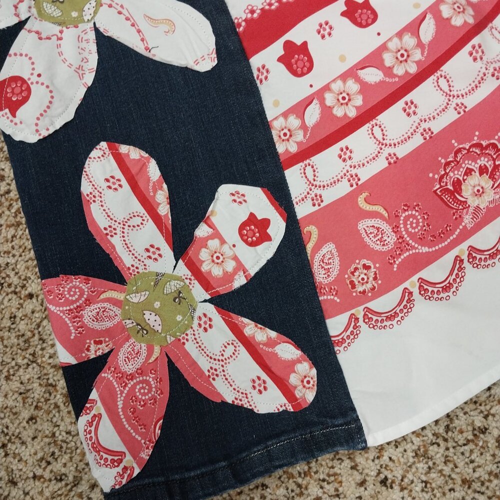 3456 Size 8m Lee Upcycled Bell-Bottoms, in Pink and Gold. - Picture 2 of 5